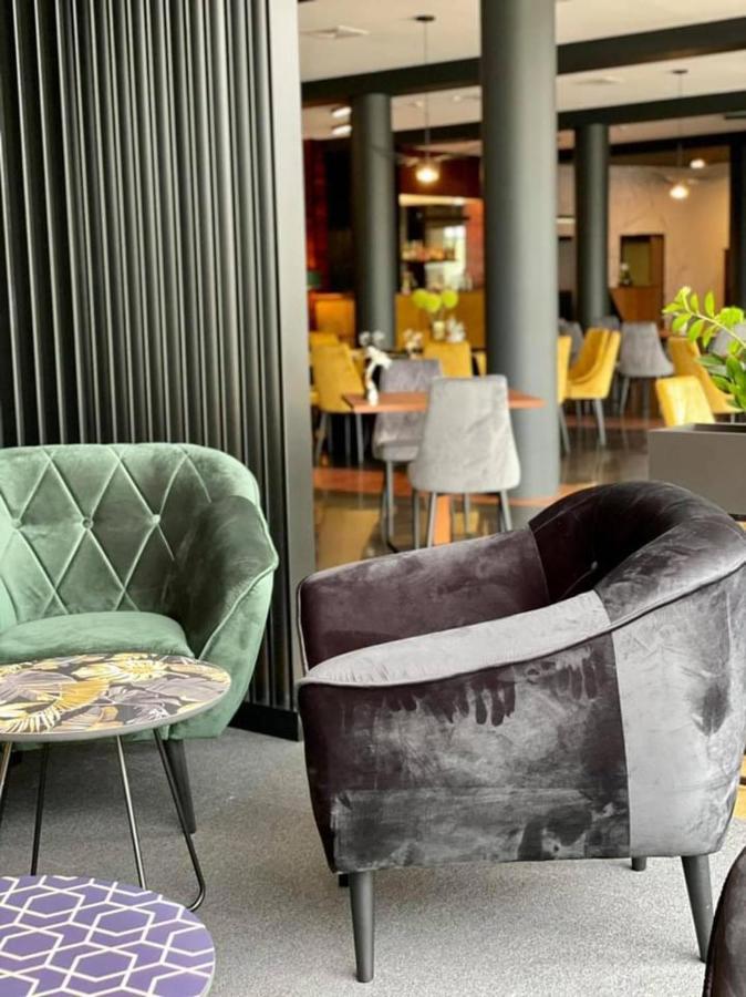 Hotel Hi-Fi Spa Новы-Томысль Экстерьер фото